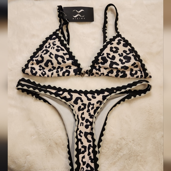Bikinx Cheetah Print Triangle Bikini 2 Piece Swimsuit Size XS New With Tag - Picture 9 of 14